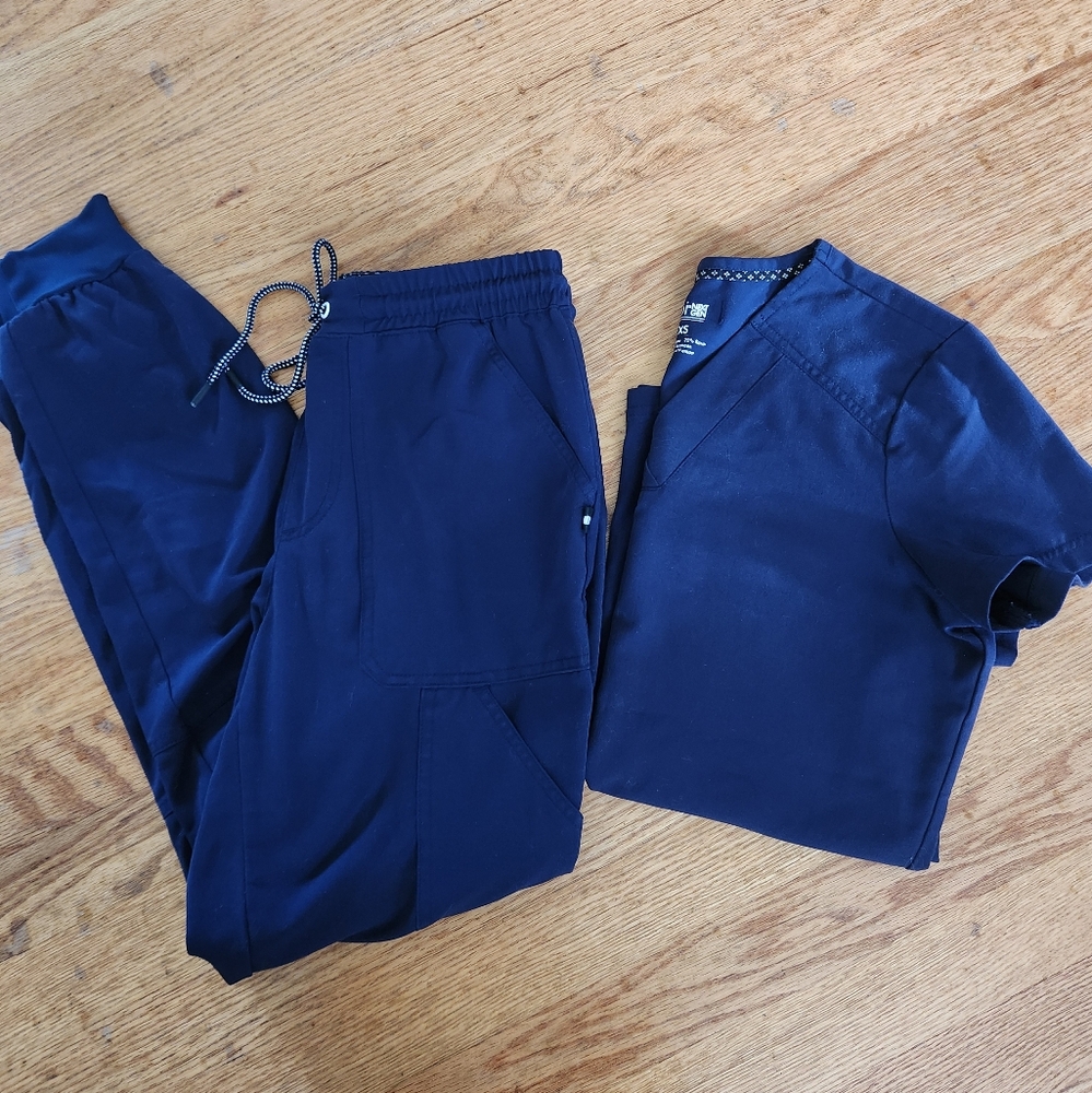 Koi Next Gen Navy Blue Scrub Set